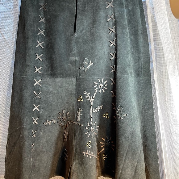 For Joseph suede black skirt with extra design with leather, studs size 12 - Picture 9 of 15